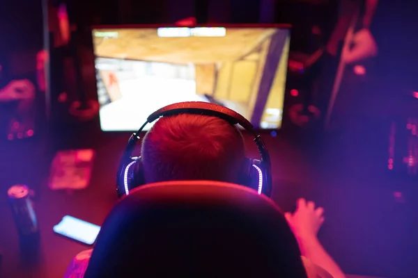 Front-facing premium gaming station in the hit corner at COMBO