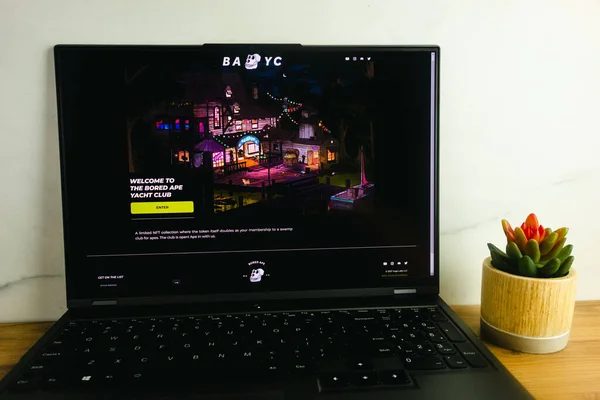 Two-seat duo desk set up for side-by-side play at COMBO club